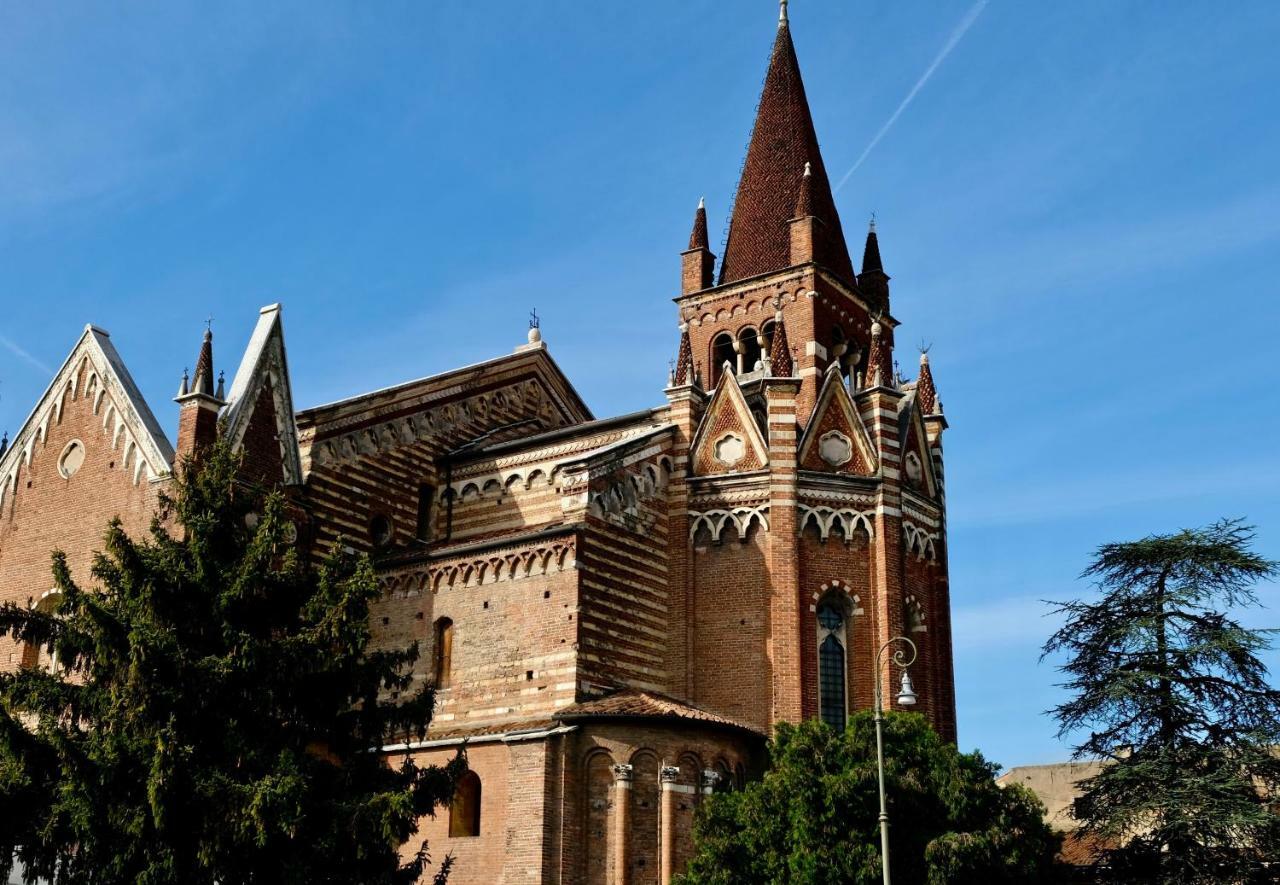 Boutique Apartment Ca Monastero ヴェローナ エクステリア 写真